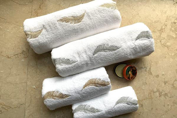 Gold & Silver Feather Set Of 4 Towels | Wedding Anniversary Present