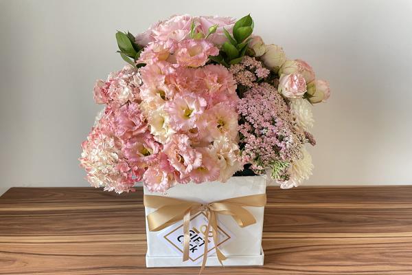 Prosperity Pink Flowers Arrangement | Mother