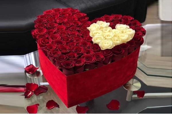 Heart in Heart Roses Arrangement 