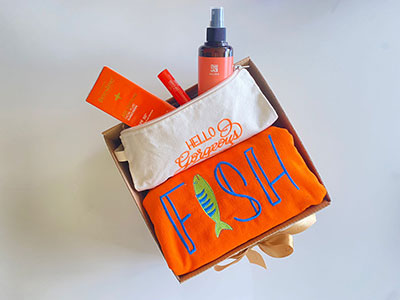 The Orange Towel & Pouch Giftbox