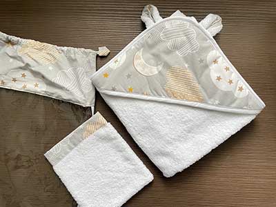 Grey Hooded Towel Set